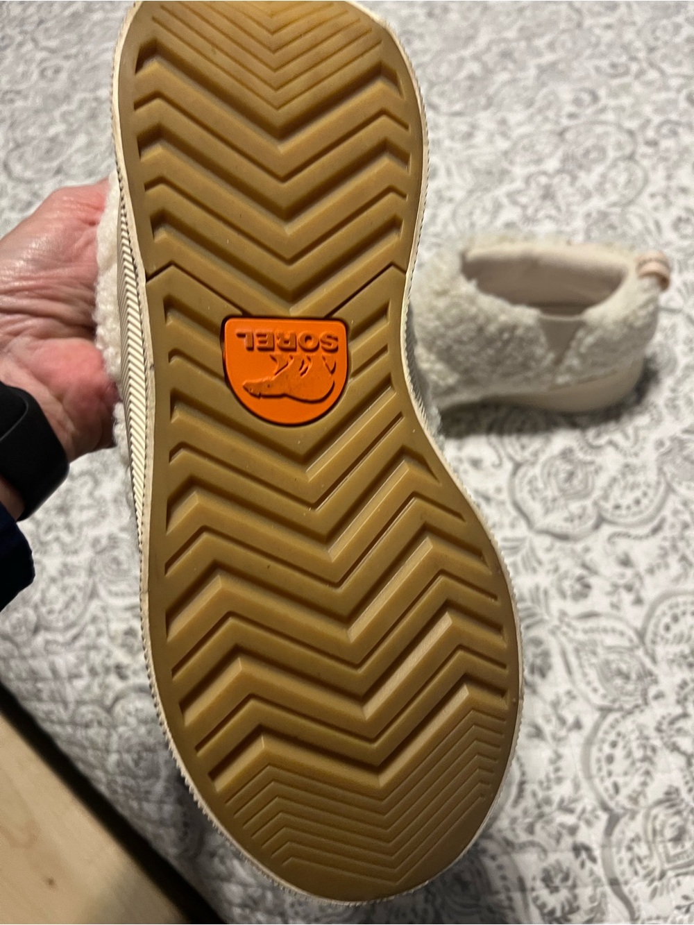 Sorel out  n about  Cream Sherpa-Lined Slip-On Sneakers worn once - Picture 9 of 10